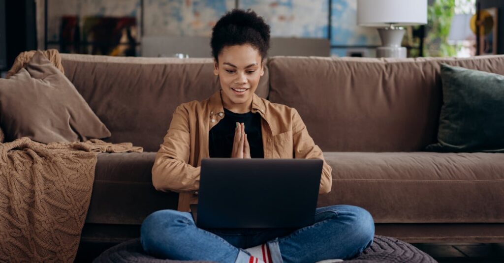 découvrez l'art de la divination en ligne : des lectures de tarot aux horoscopes, explorez votre avenir et trouvez des réponses à vos questions grâce à des experts disponibles à portée de clic.