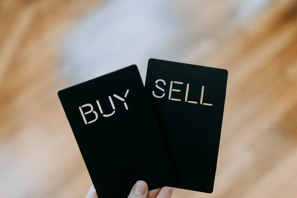 découvrez notre guide complet sur les contrats de vente, incluant les éléments clés à inclure, les droits et obligations des parties, ainsi que des conseils pratiques pour rédiger un accord de vente solide et légalement contraignant.