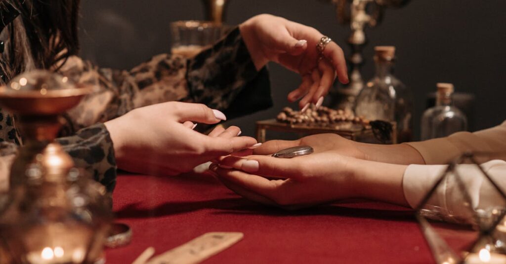 découvrez l'art de la divination : méthodes anciennes et modernes pour prédire l'avenir, comprendre votre destinée et explorer les secrets de l'invisible.