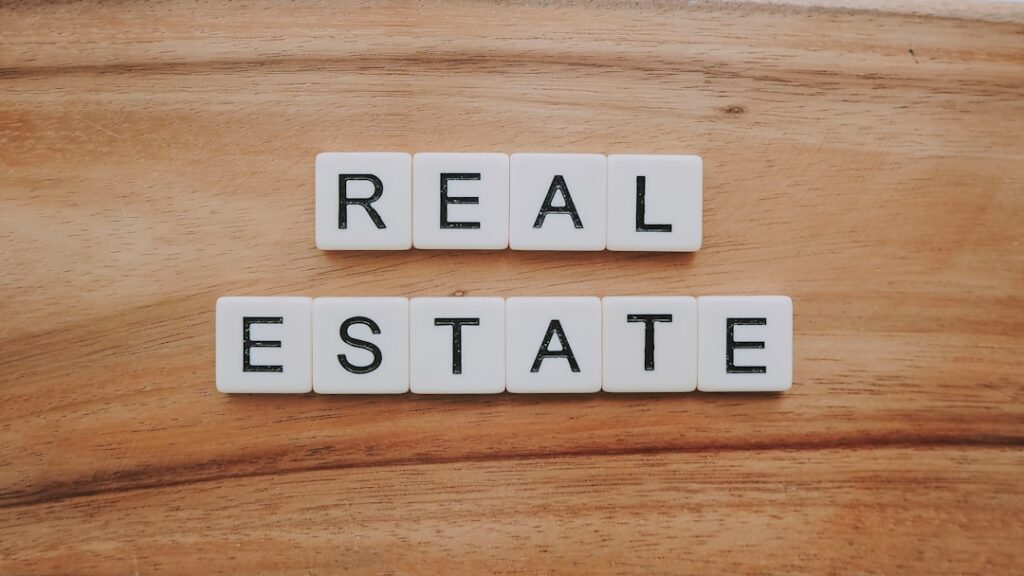 découvrez tout ce qu'il faut savoir sur l'immobilier : tendances du marché, conseils d'achat et de vente, ainsi que des astuces pour investir en toute confiance. que vous soyez acheteur, vendeur ou investisseur, notre guide complet vous accompagne dans vos projets immobiliers.