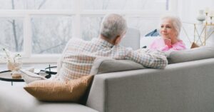 Lire la suite à propos de l’article Les meilleures solutions pour améliorer le confort des seniors à domicile