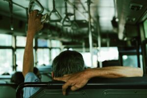 Lire la suite à propos de l’article Voyagez en Thaïlande en bus — Comparez les tarifs, les durées et réservez facilement